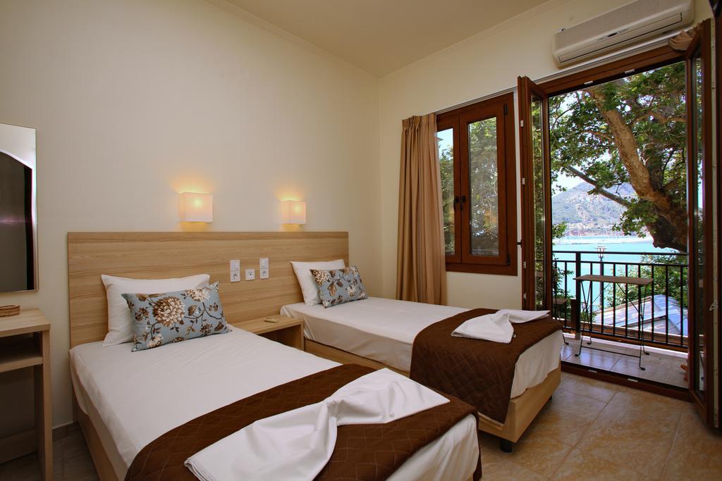 Aktaion Guest Rooms Skopelos Oda fotoğraf